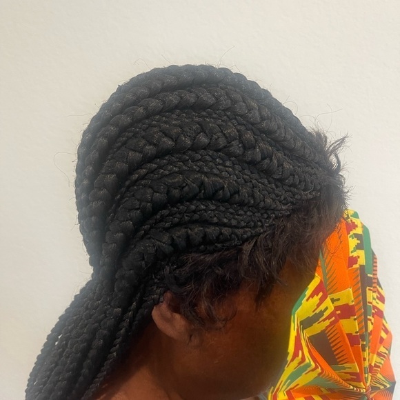 Braided Wig - Picture 10 of 11